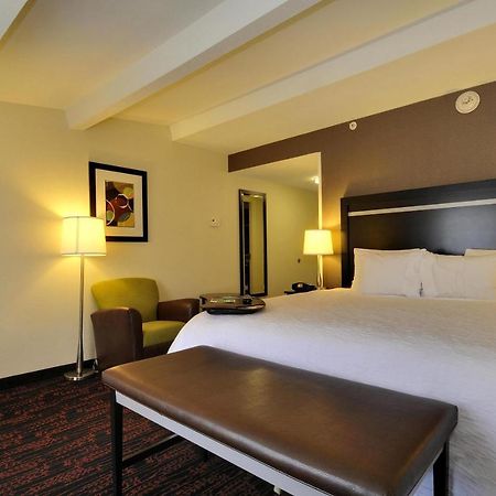 Hampton Inn Jericho - Westbury Luaran gambar