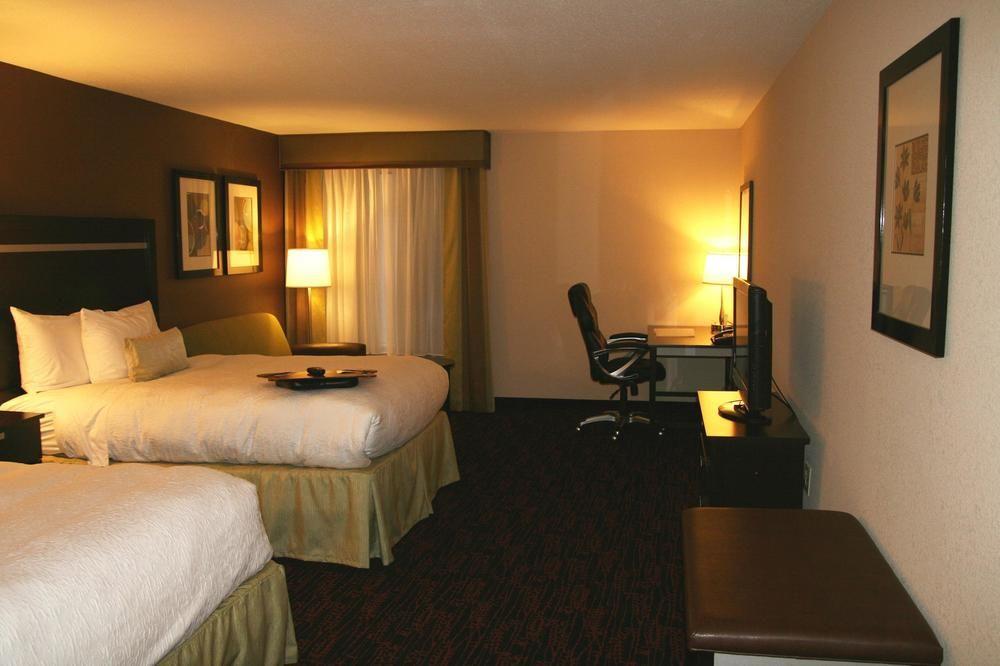 Hampton Inn Jericho - Westbury Luaran gambar