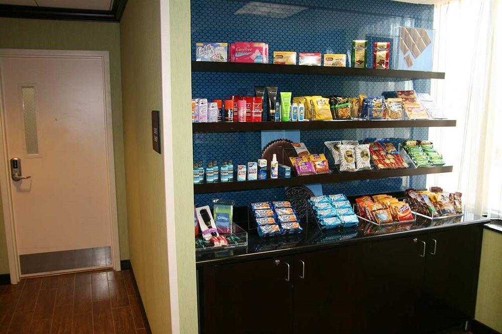 Hampton Inn Jericho - Westbury Luaran gambar
