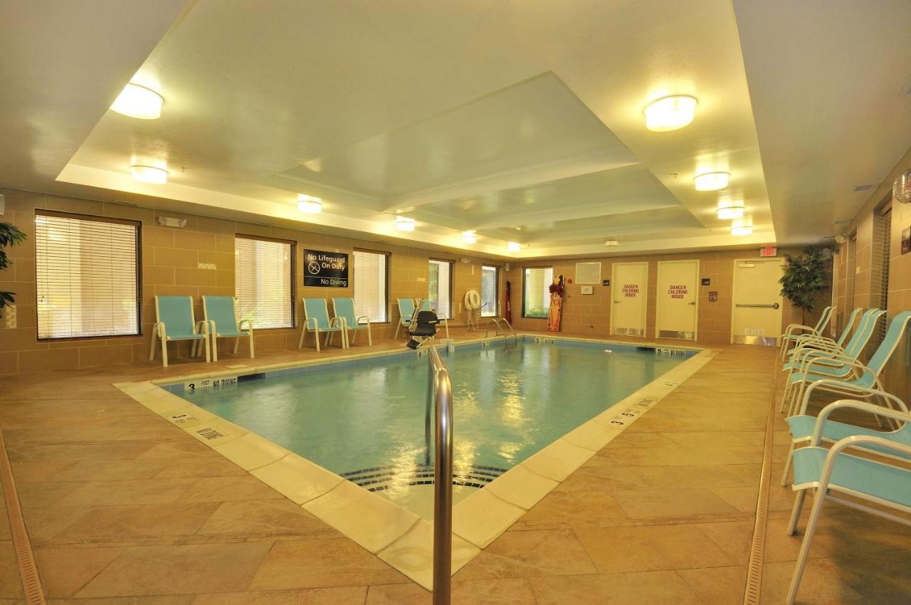Hampton Inn Jericho - Westbury Luaran gambar