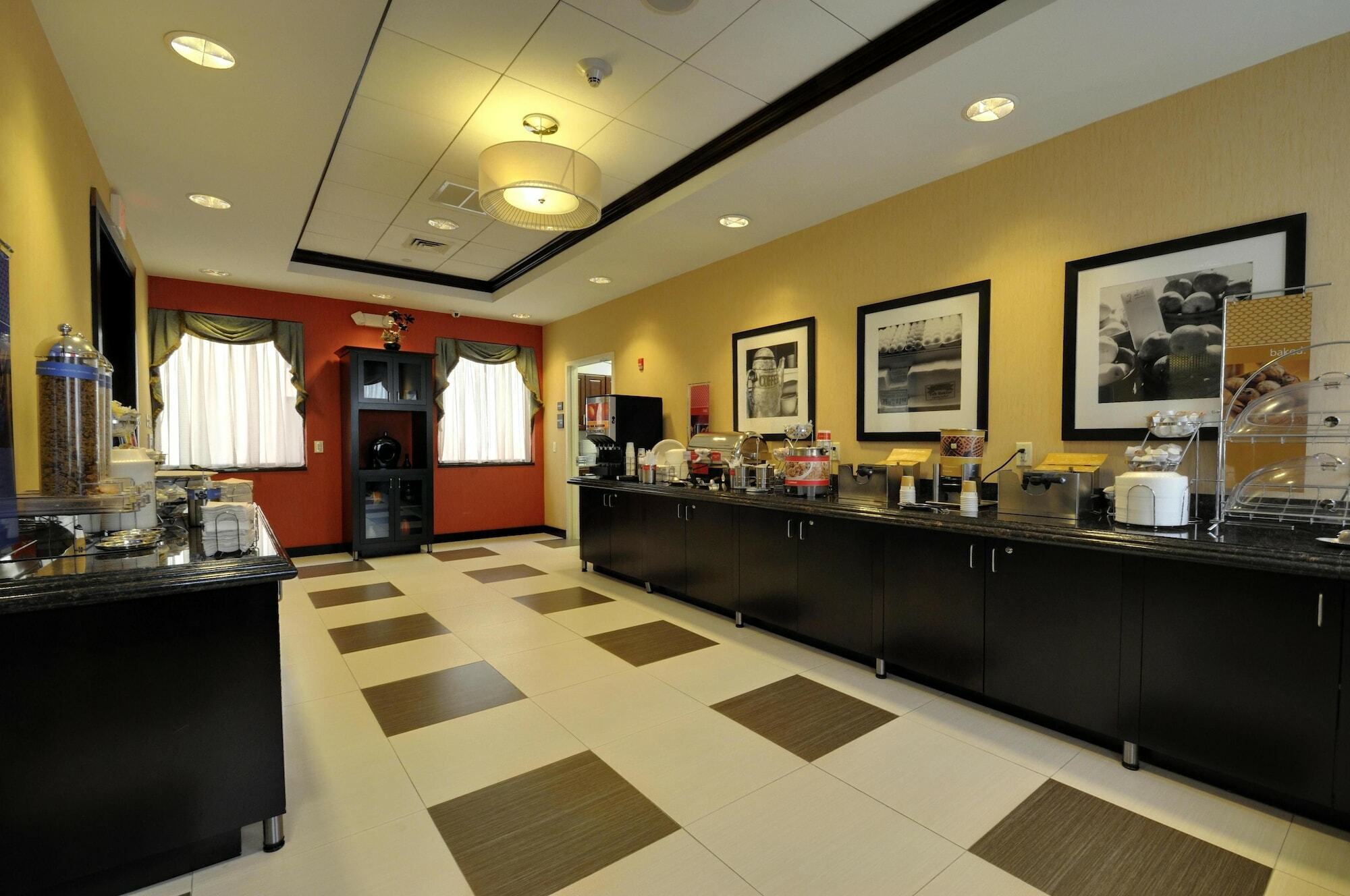 Hampton Inn Jericho - Westbury Luaran gambar